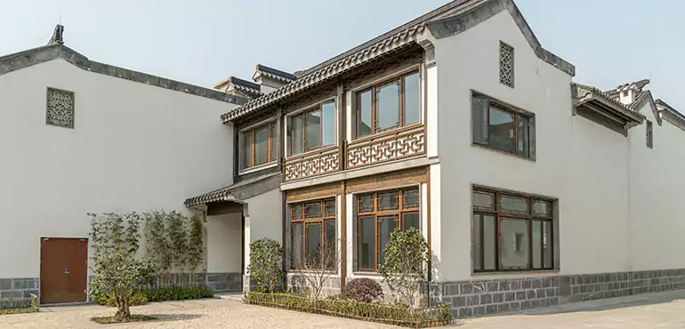 We Help Chicago Homeowners Sell Squatter-Occupied Houses Quickly and Safely