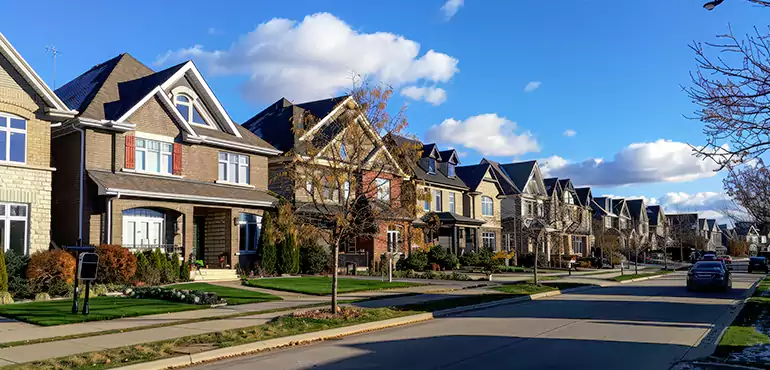 Common Reasons to Sell Your House for Cash in Chicago