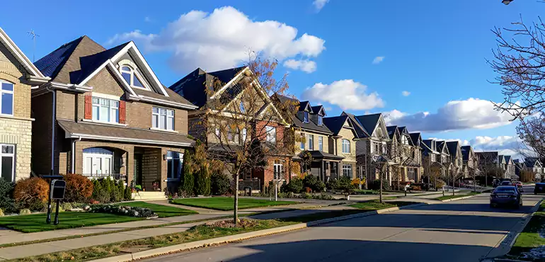 Why Choose Us for Selling Your Foreclosed House in Chicago, IL?